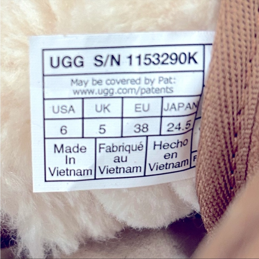 Ugg Neumel Zip Platform Boots Size 8. - image 4